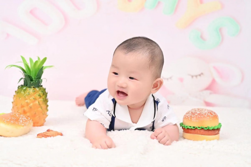 东海宝宝老是溢奶 东海宝宝老是溢奶